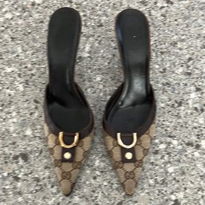 GUCCI shoes